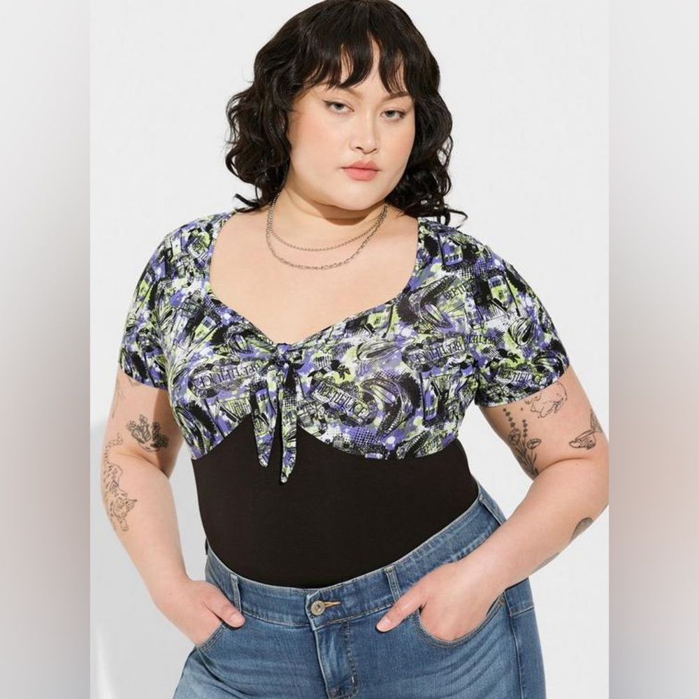 Torrid Warner Bros Beetlejuice Mansion Super Soft Tie Front Top Size 6X